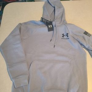 Under Armour Mens Sweatshirt Size Medium